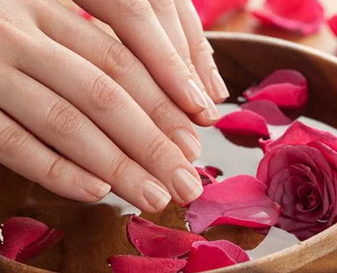 Home Remedies: Pre And Post Holi Nail Care Tips To Prevent Brittle, Damaged Nails | HerZindagi Home Remedies: Pre And Post Holi Nail Care Tips To Prevent Brittle, Damaged Nails | HerZindagi
