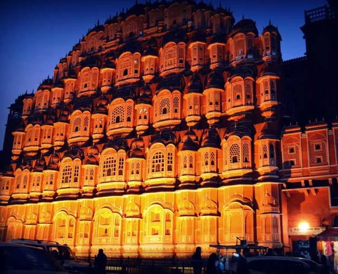 interesting facts of hawa mahal in jaipur INSIDE 
