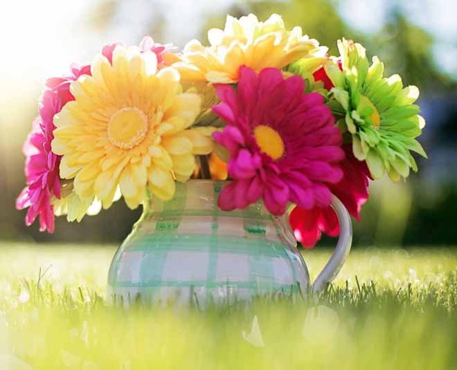 keep bouquet flowers last longer at home