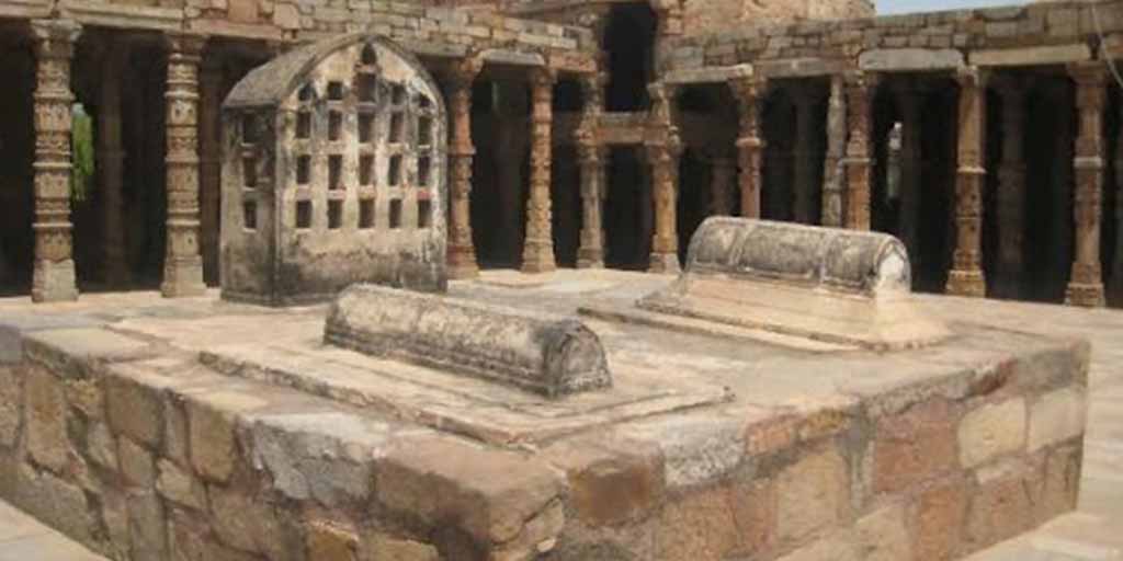 mosque quwattul islam masjid Social