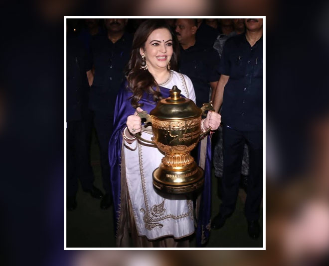ब्लू एंड व्हाइट सलवार सूट nita ambani salwar suits for wedding