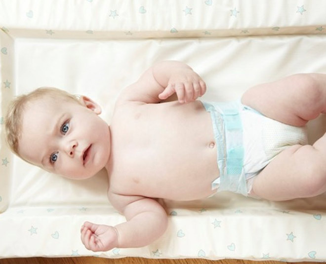 your child is allergic to diapers gets rashes inside 