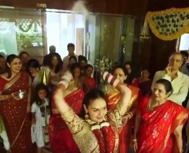 esha deol and her vidai