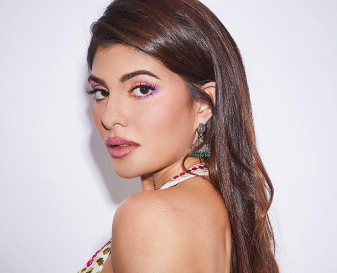 jacqueline Fernandez hairstyles inside 