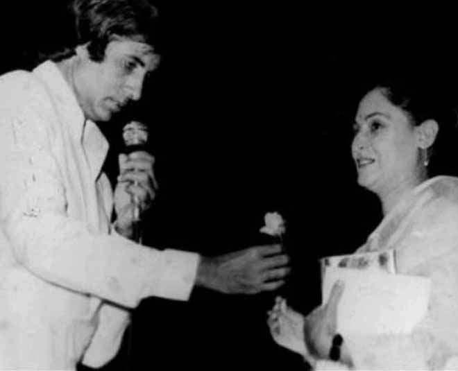 प्यार का इजाहार करना कोई अमिताभ से सीखे jaya bachchan romantic pictures