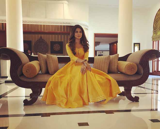 jennifer winget  summer outfits