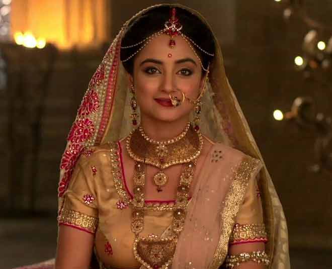 मदिराक्षी मुंडले- madirakshi as sita