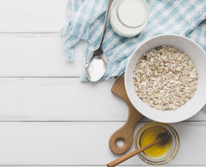 oatmeal face mask for moms inside 