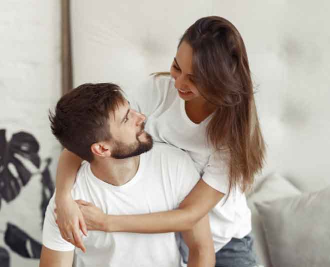 partner who doesnt trust you INSIDE