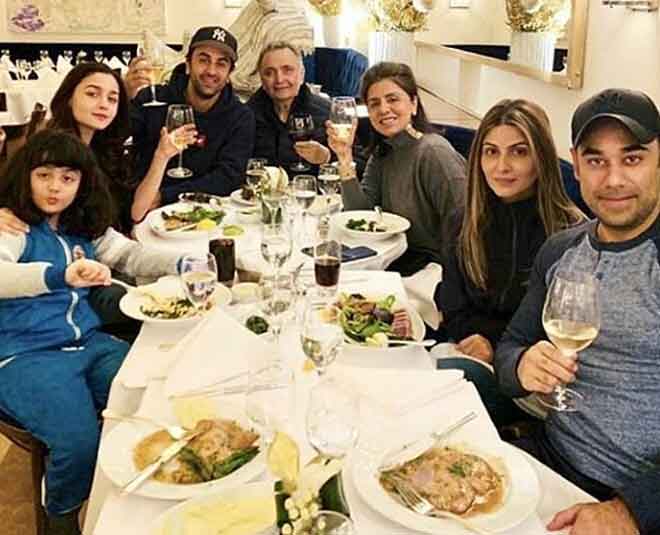 लाइफस्टाइल अवार्ड rishi kapoor neetu singh riddhima kapoor INSIDE
