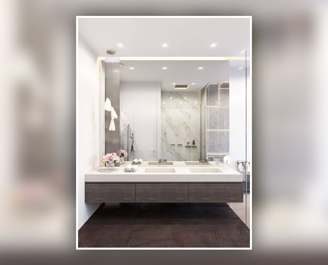 small bathroom look bigger inside 