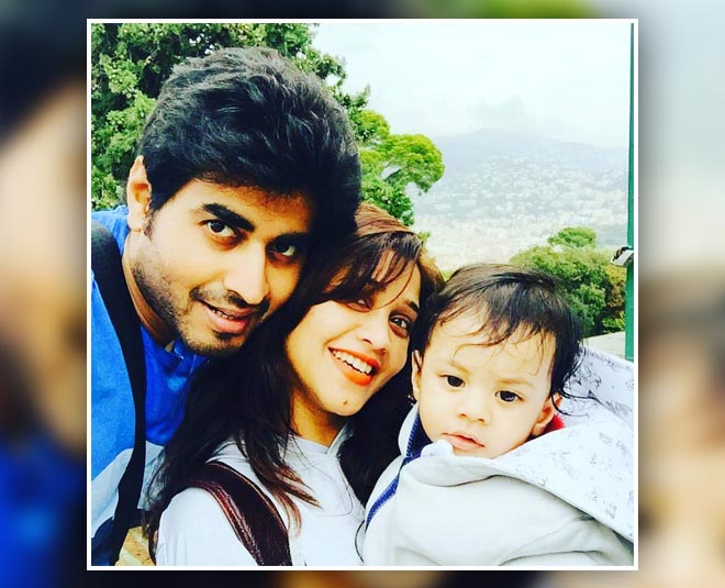 tv actress amprapali gupta with family