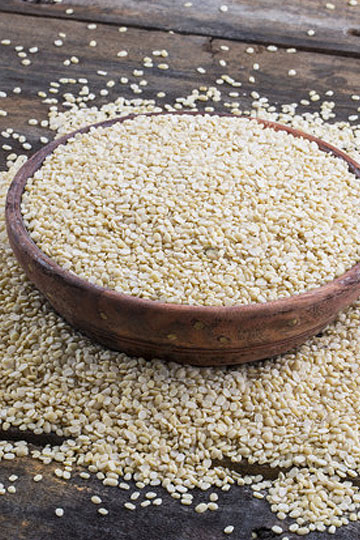 Urad Dal For Skin 3 Simple Face Pack Recipes To Fight Skin Problems