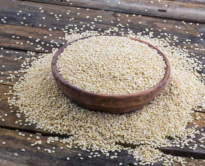 Urad Dal For Skin 3 Simple Face Pack Recipes To Fight Skin Problems