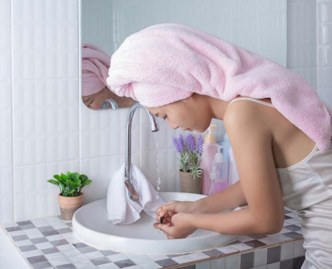 Is Cold Water Best For Washing Face