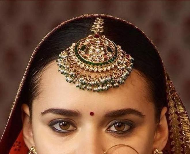 Bridal maang tikka hot sale for small forehead