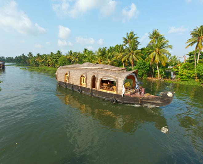 alleppy backwaters