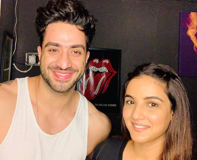 Jasmine Bhasin, Aly Goni Are An Inseparable Couple & These Bigg Boss 14