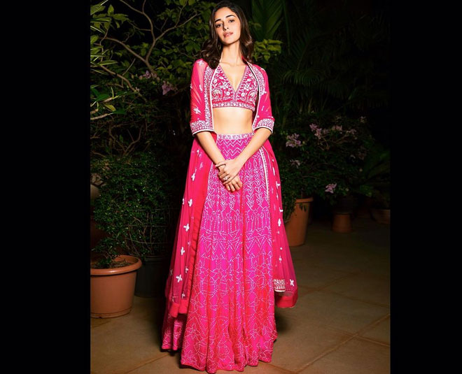 बंधेज लहंगा लुक bandhani lehenga