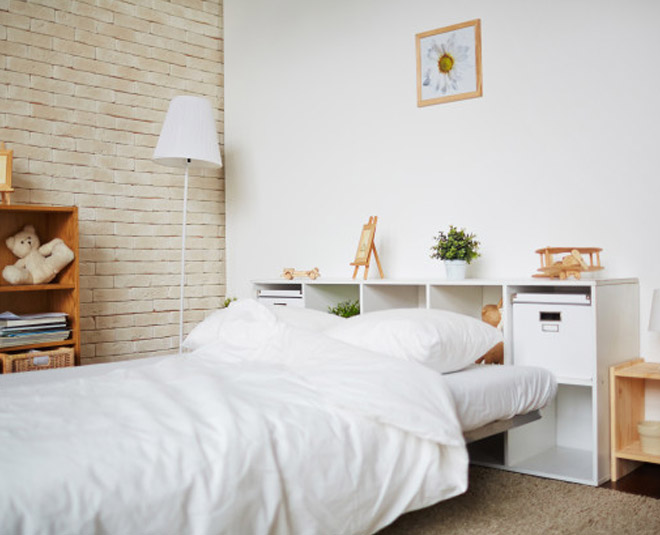 common mistakes people do when furnishing bedroom inside 