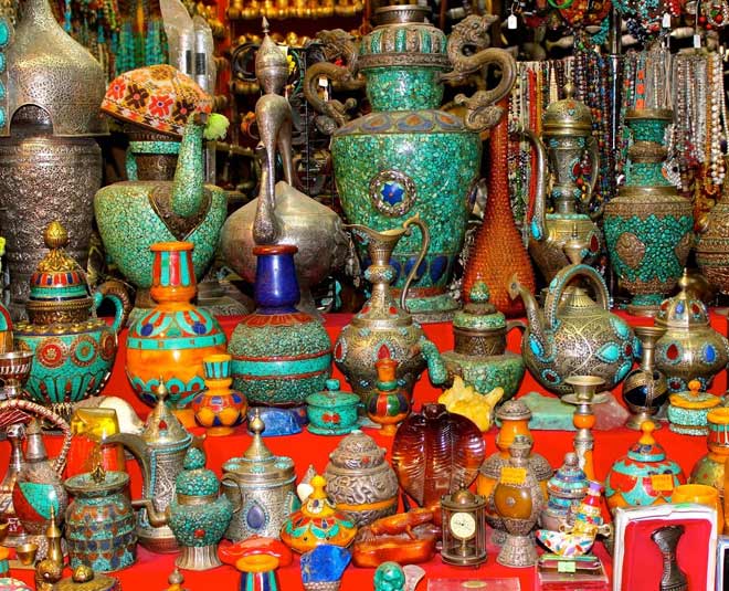 Dubai Shopping Tips: Bargain Like A Local At All Souks & Save Money