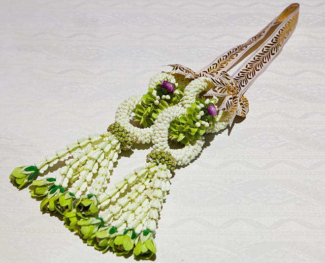 flower less wedding jaimala 