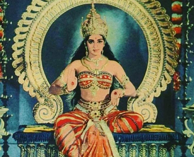 हेमा मालिनी hema malini in devi lakshmi role inside