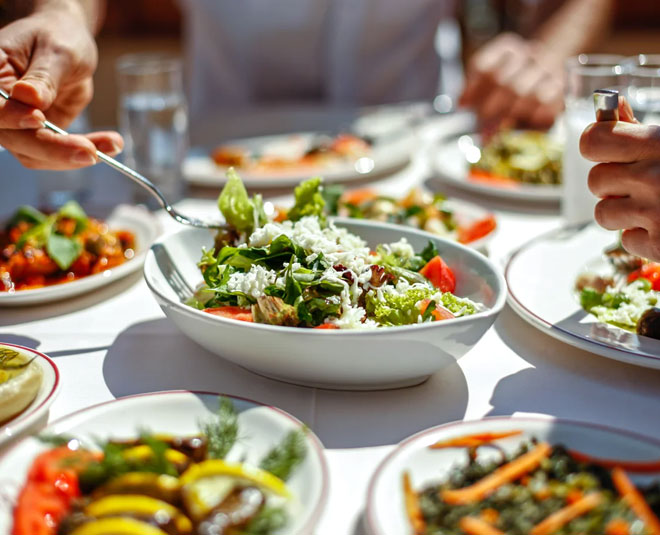 how get rid of salty and chilly in food inside 