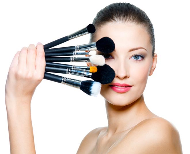 makeup brush with olive oil