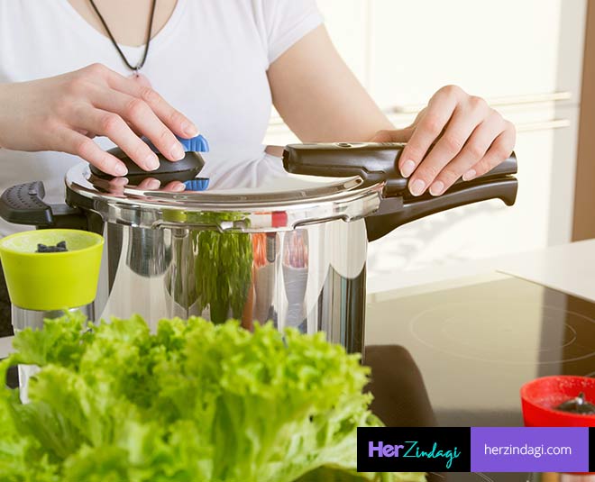 pressure cooker inside 