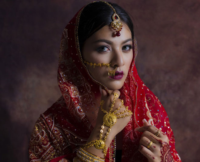 कन्या राशि red colour saree