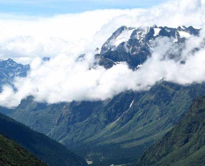 some famous valleys of india INSIDE 