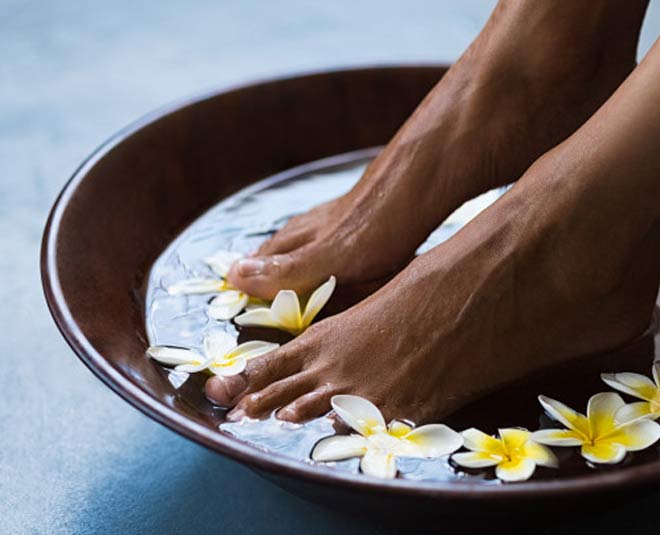 benefits-of-washing-feet-regularly-before-going-to-bed-benefits-of