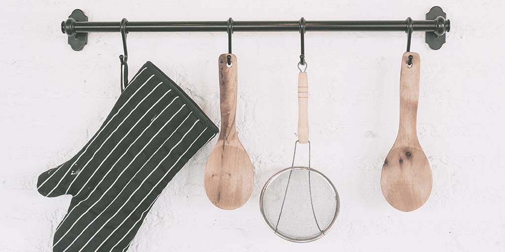 From Sponge To Dish Cloth, Here’s How Often You Should Replace These 5