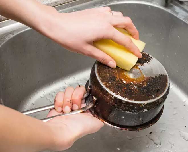 cleaning steel utensils