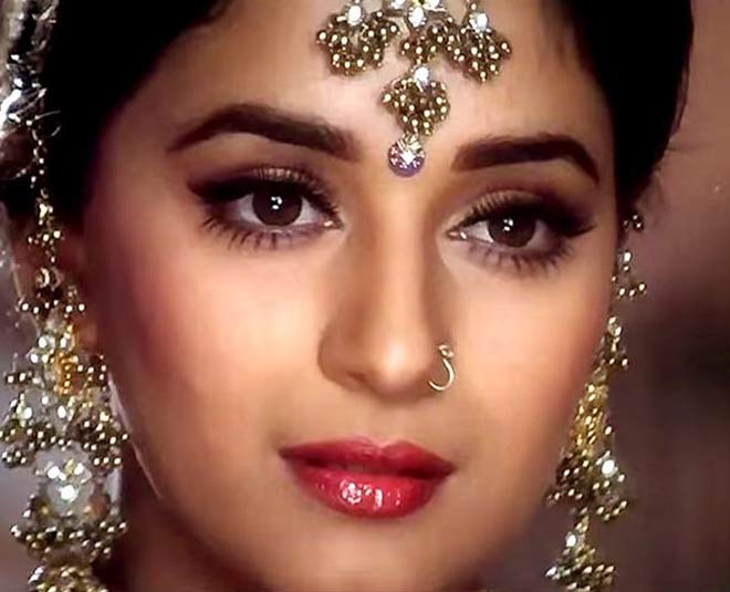 क्रिस्टल वाली बिंदी- crystal bindi