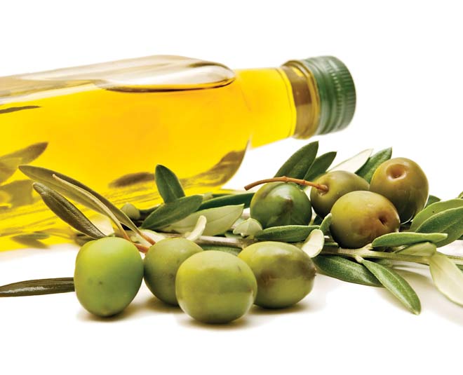 find real olive oil and fake olive oil inside