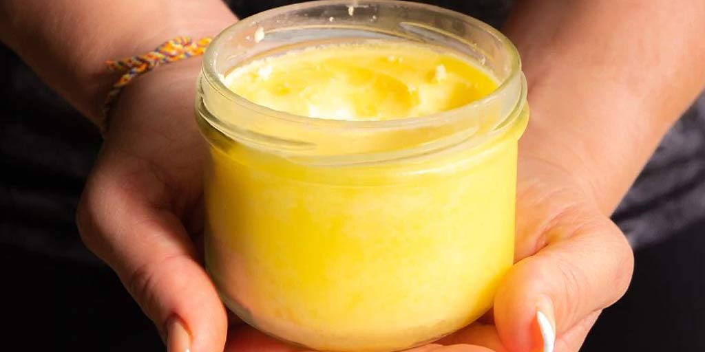 Using Ghee For Skin And Hair Care In Changing Weather बदलते मौसम में