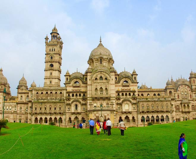 lakshmi vilas palace of gujarat bigger than buckingham inside 