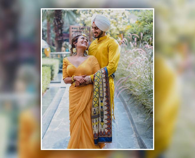 मैचिंग ड्रेस neha rohanpreet haldi ceremony inside