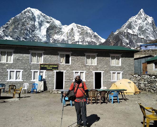 World's Highest Cafe In Nepal: Enjoy Hot Coffee, Watch Documentaries ...