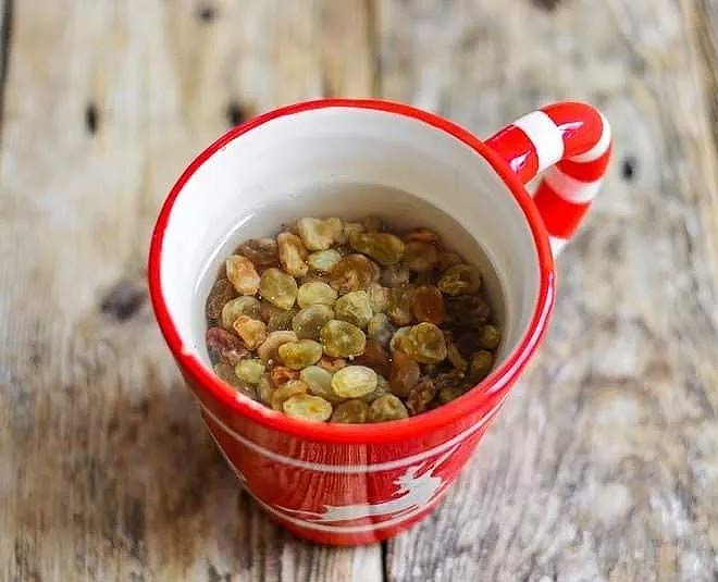 Benefits of Drinking Kishmish Raisin Water benefits of drinking kishmish raisin water HerZindagi