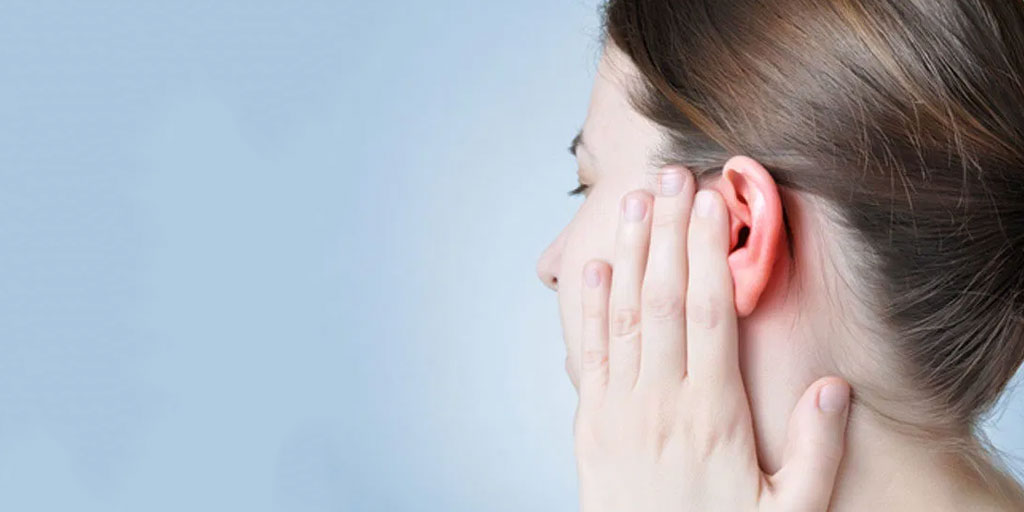 How To Remove Water If It Enters Ear While Bathingनहाते समय जब कान में