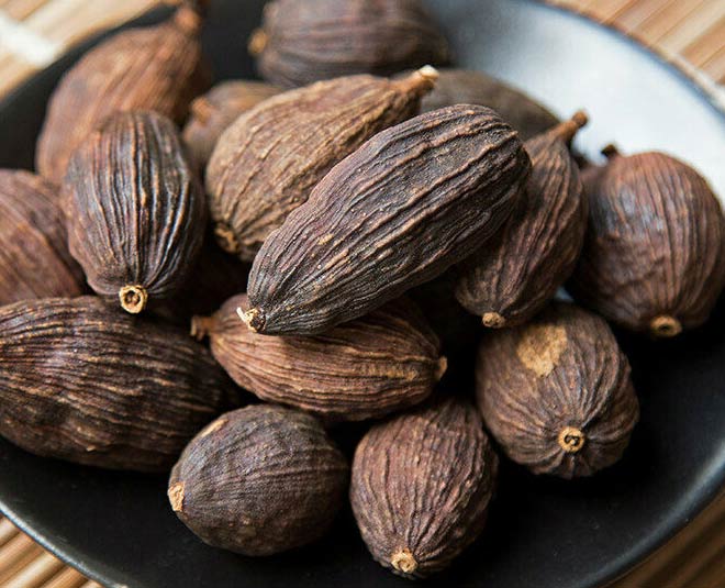 Black Cardamom Can Help You Score Flawless Skin And More-Black Cardamom Can  Help You Score Flawless Skin And More