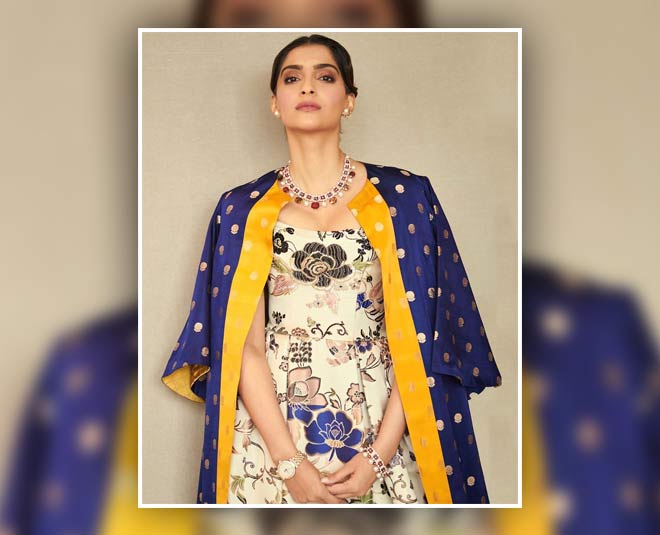 Blue Kurti Styling inside 