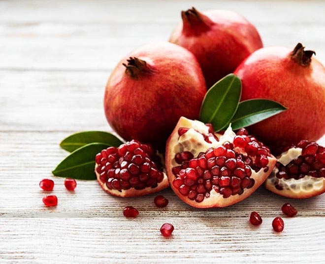 Homemade  Pomegranate  Face Packs