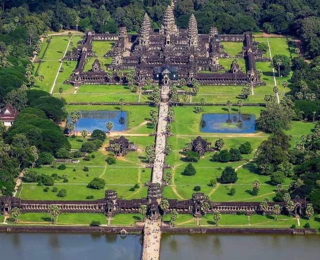angkor wat world biggest hindu temple inside