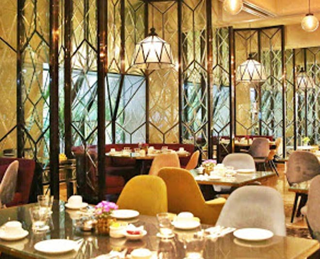 booking hotel during covid  pandemic inside 