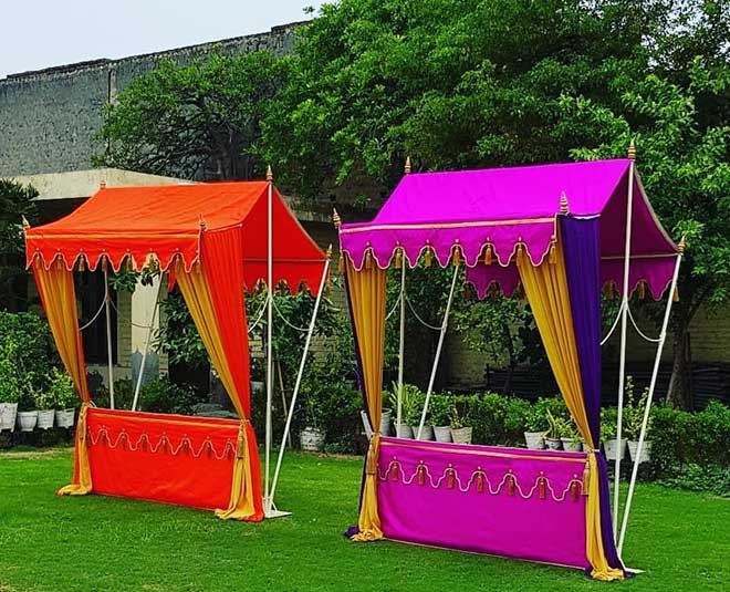 corona and wedding ()