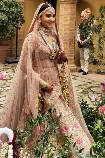 All The Pictures (And Videos) From The Biggest Wedding Of The Year Of  Anushka & Virat #Virushka! | WedMeGood